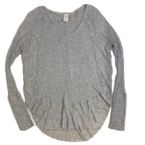 We The Free Gray Textured Long Sleeve Top